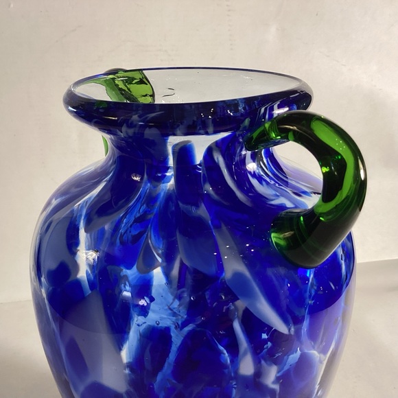 Art glass vase with applied handles - Picture 3 of 6